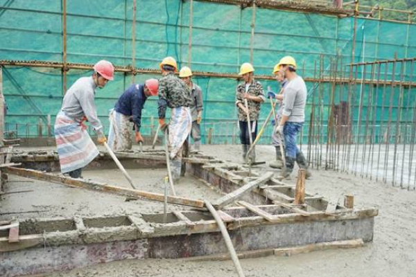 縉云縣人民醫院遷建工程綜合樓順利封頂